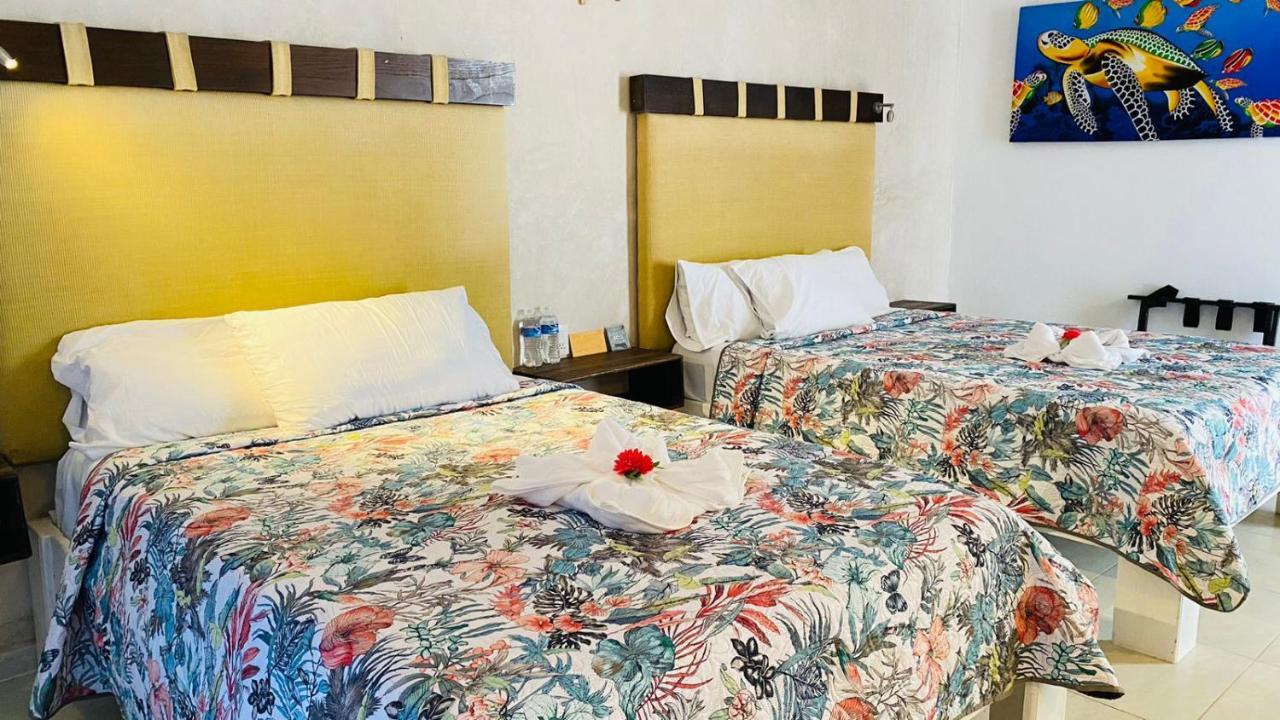 Casa Delfines Rio Lagartos Hotel Bagian luar foto